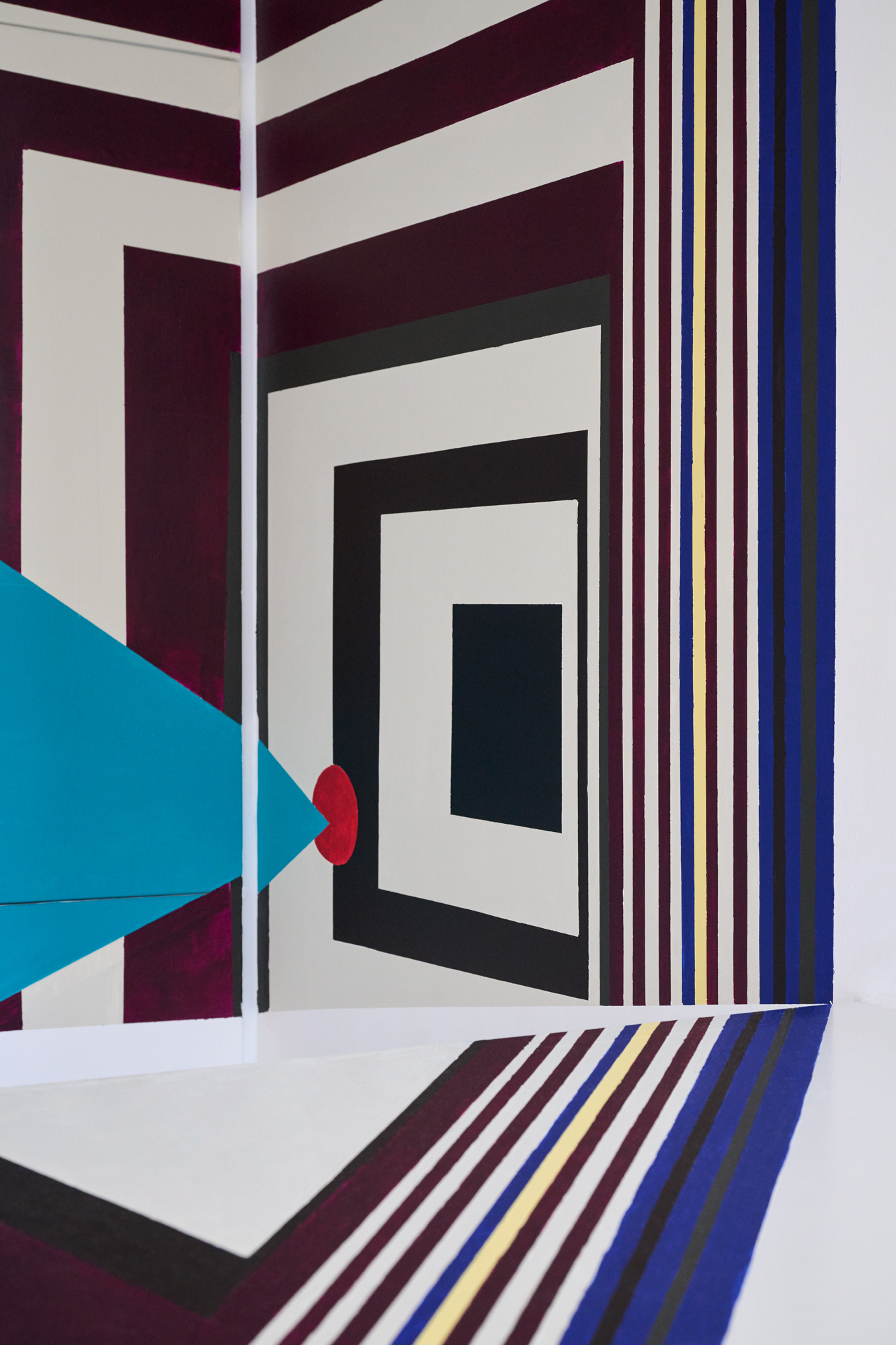 Installation view, Gretchen Lawrence & Margaret Tashkova: Construction without permanent attachment (Desire), 2026. Courtesy of the artists and Pivot.