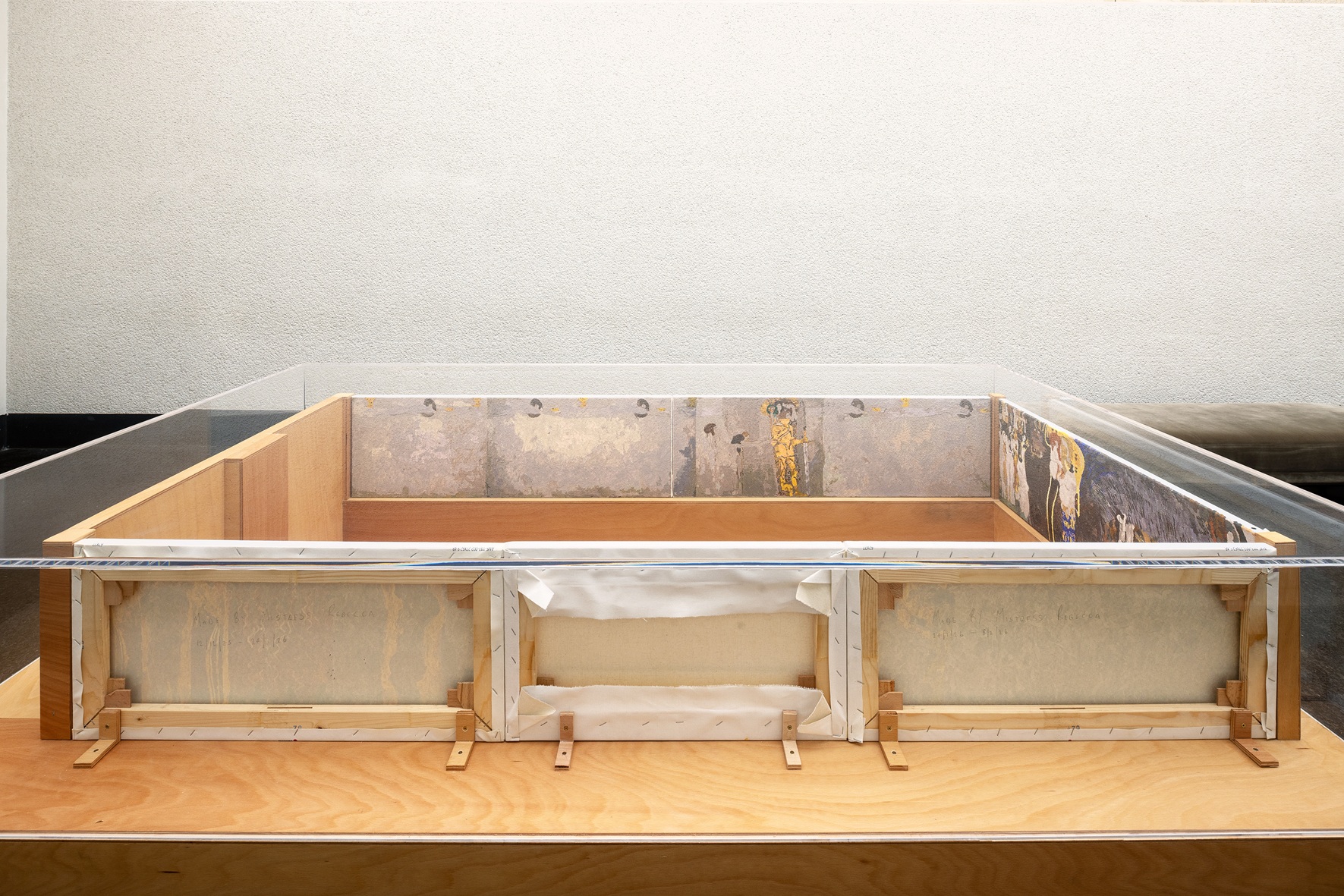 Reba Maybury, The Beethoven Frieze, Architectural model with five paint by number paintings, 2026, installation view I Come in Peace, Secession 2026. Photo: Lisa Rastl. Courtesy of the artist and Secession.
