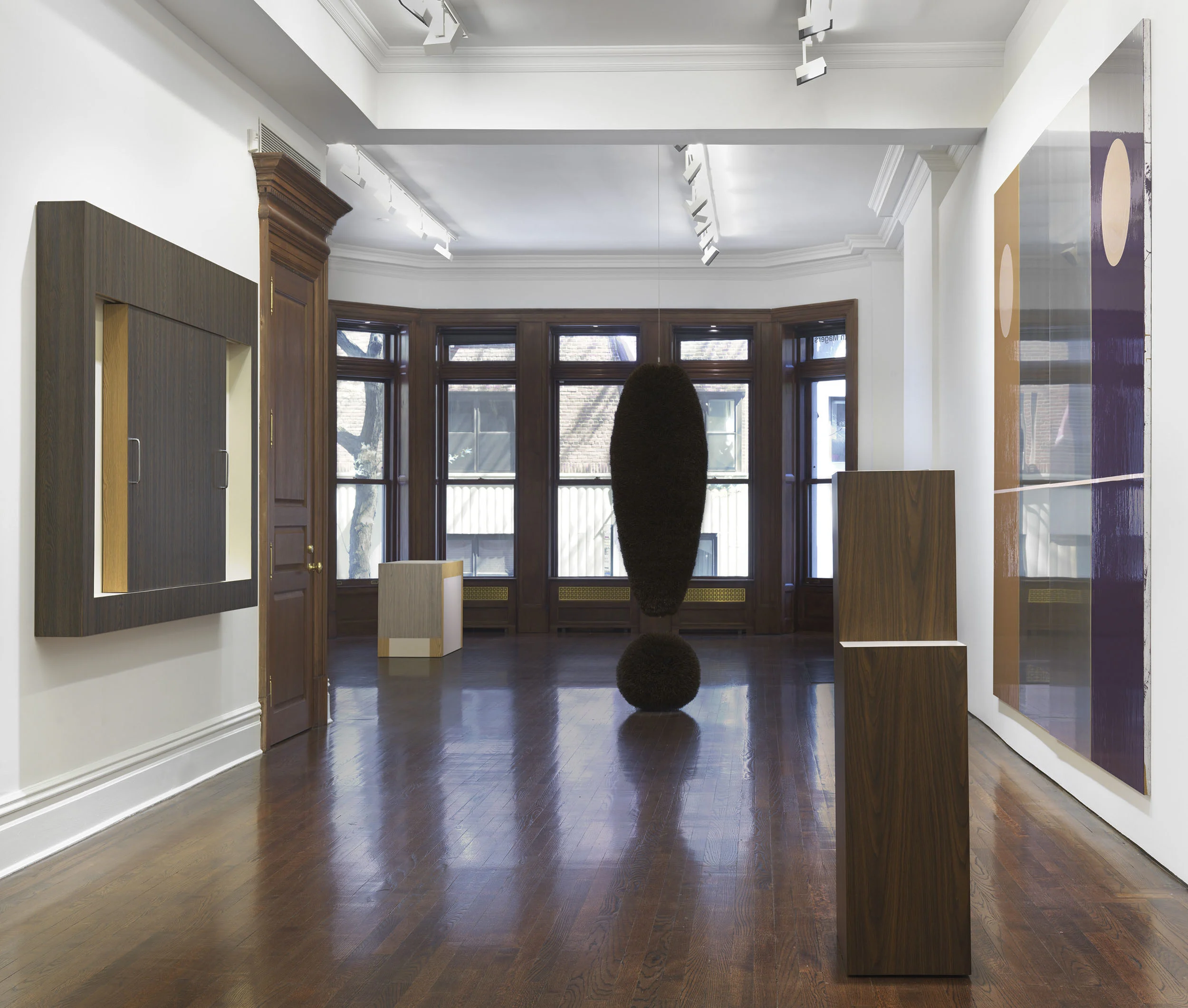 Installation view, Richard Artschwager and Gary Hume, 2026. Photography by Genevieve Hanson. Courtesy of the artists and Sprüth Magers.