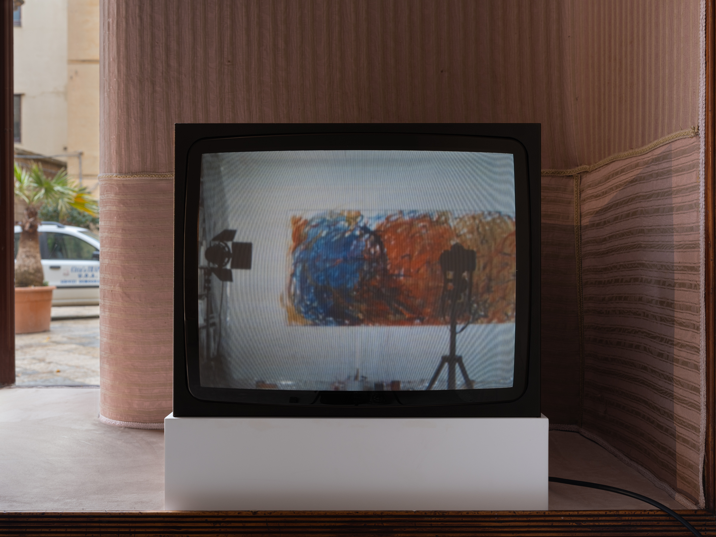 Margaret Raspé, Gelb, Rot, und Blau entgegen, 1983, in “I Ciclopi (Eye, Camera, Myth)” at INCURVA, 2026. Courtesy the estate of Margaret Raspé, Deutsche Kinemathek, Berlin, and Galerie Molitor, Berlin.