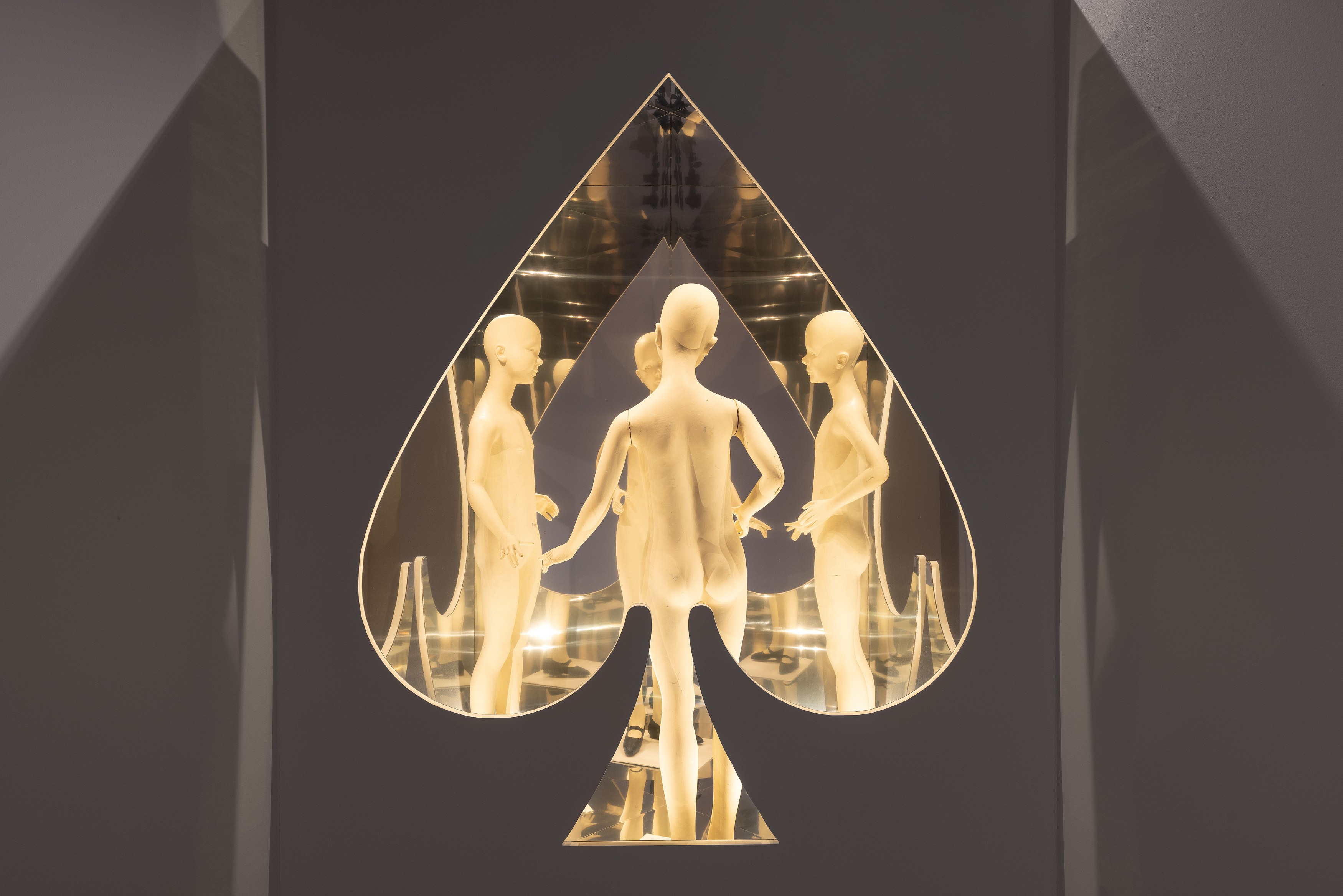 Installation View, Bruno Zhu: Belas Artes, 2026. Courtesy of the artist and Centro de Arte Moderna Gulbenkian, Lisbon. Photography: Bruno Lopes.