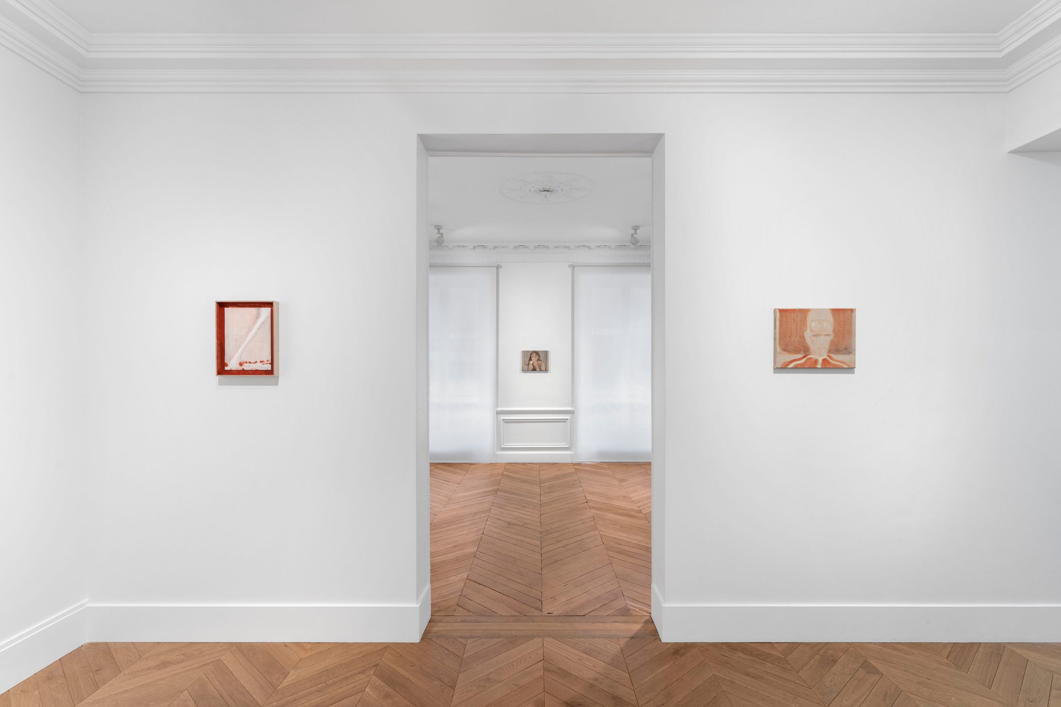 Installation view, Suleman Aqeel Khilji: Transmission | نشریات - Courtesy of the artist and White Cube, Paris, 2026.