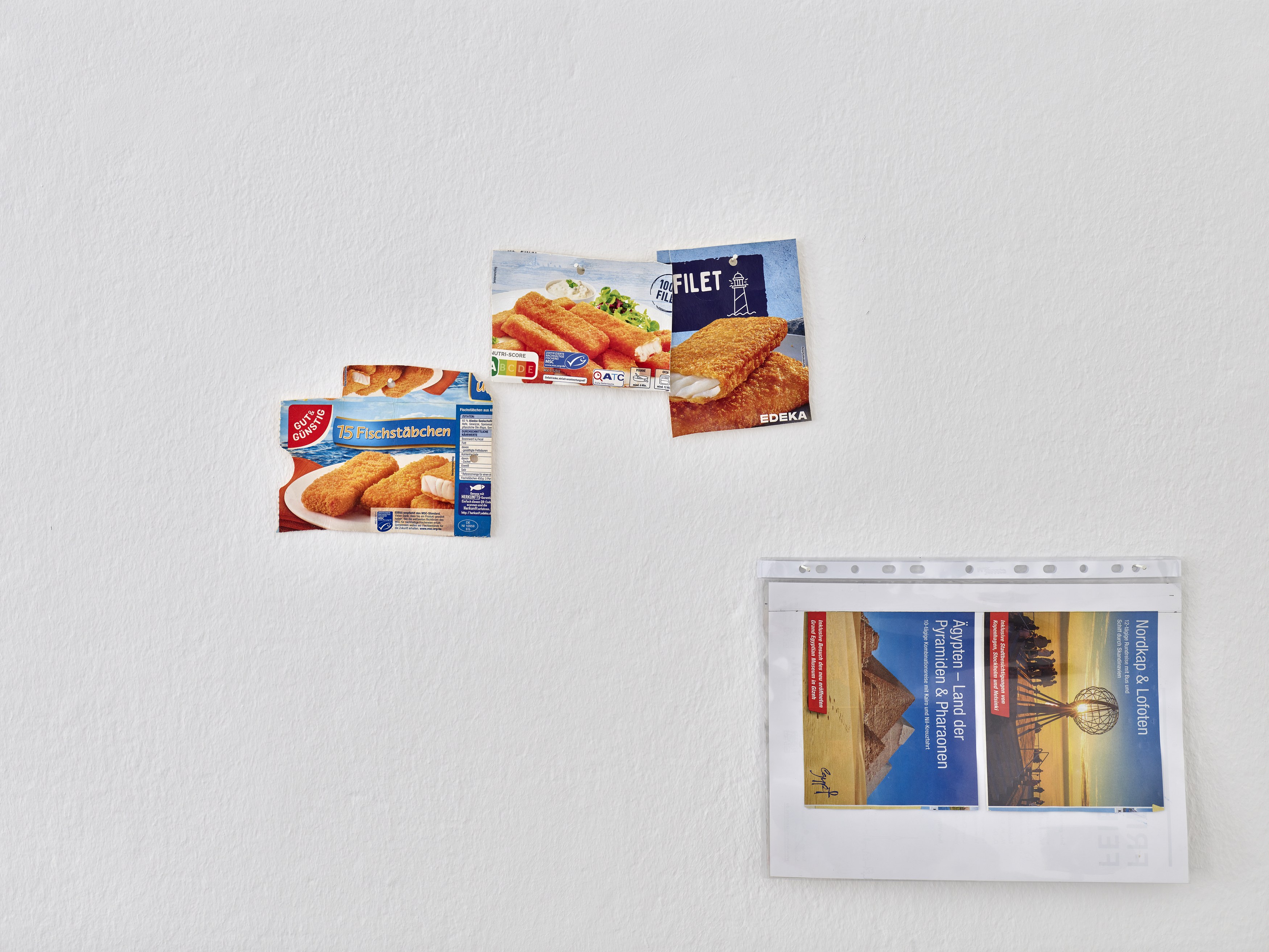 Installation view, Manfred Pernice: signatures, 2026. Courtesy of the artist and Konrad Fischer Galerie, Berlin. Photos by Achim Kukulies.