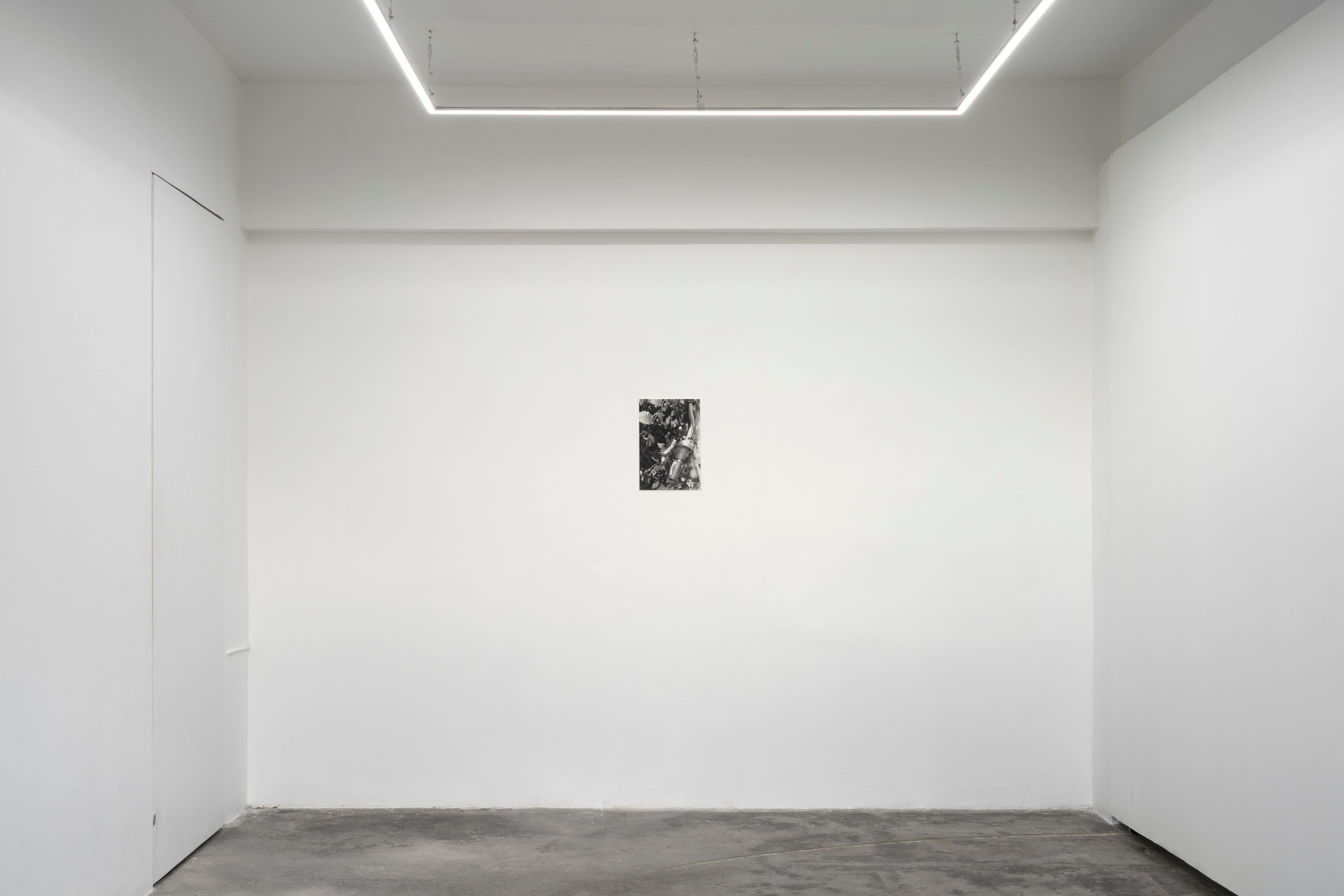 JOCHEN LEMPERT, “Ohne Titel (Harmonia, Hamburg, 2005)”, 2005, Silver gelatin print, 37.2 x 24.7 cm, Edition of 5, Courtesy of BQ, Berlin. Photography by Atelier 247, courtesy of Storage Art Space