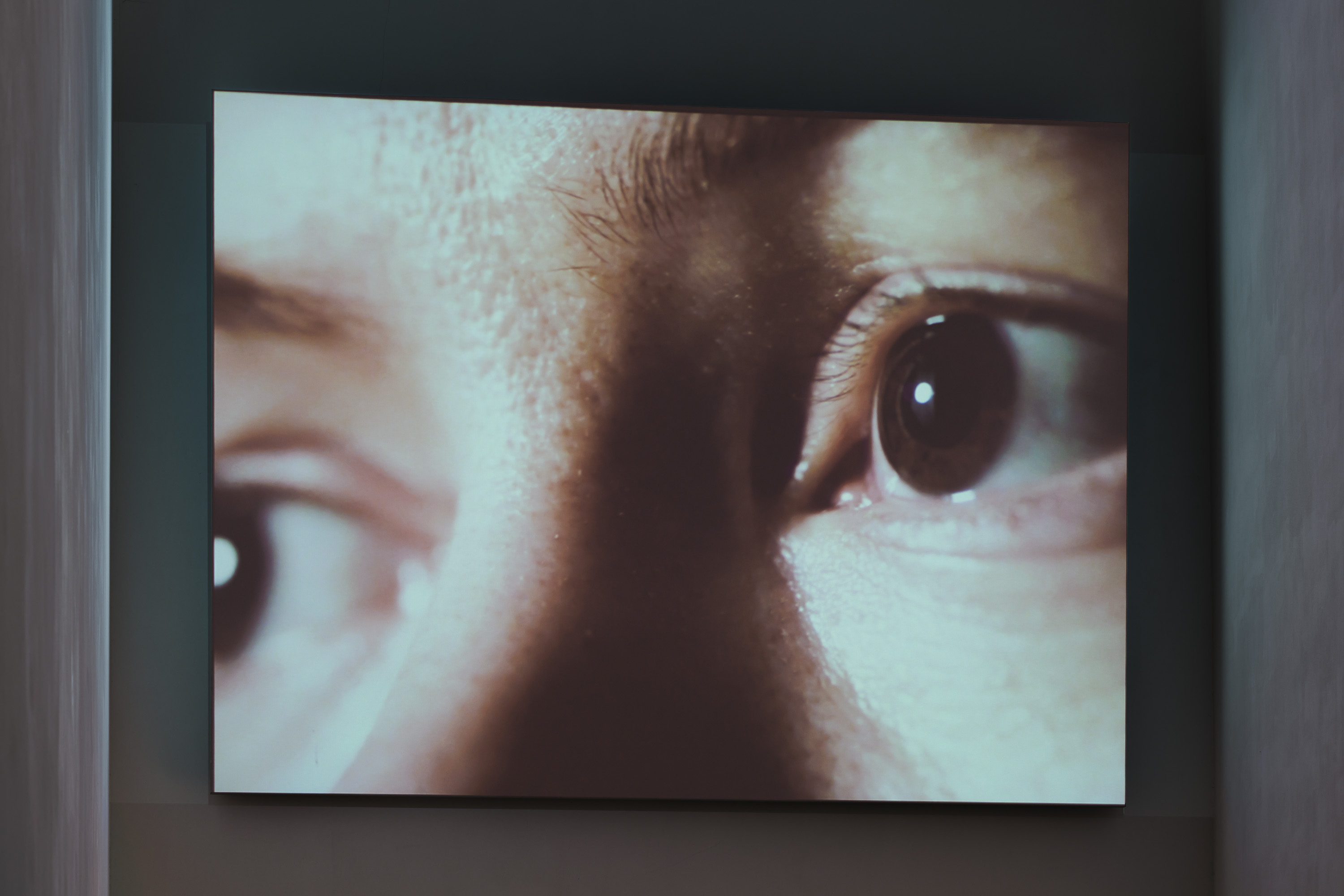 Installation view of Before Our Eyes at Z33, Hasselt. Angharad Williams, Solo Performance, 2026. Commissioned by Z33. Courtesy of the artist and FANTA-MLN. Photo: Useful Art Services.