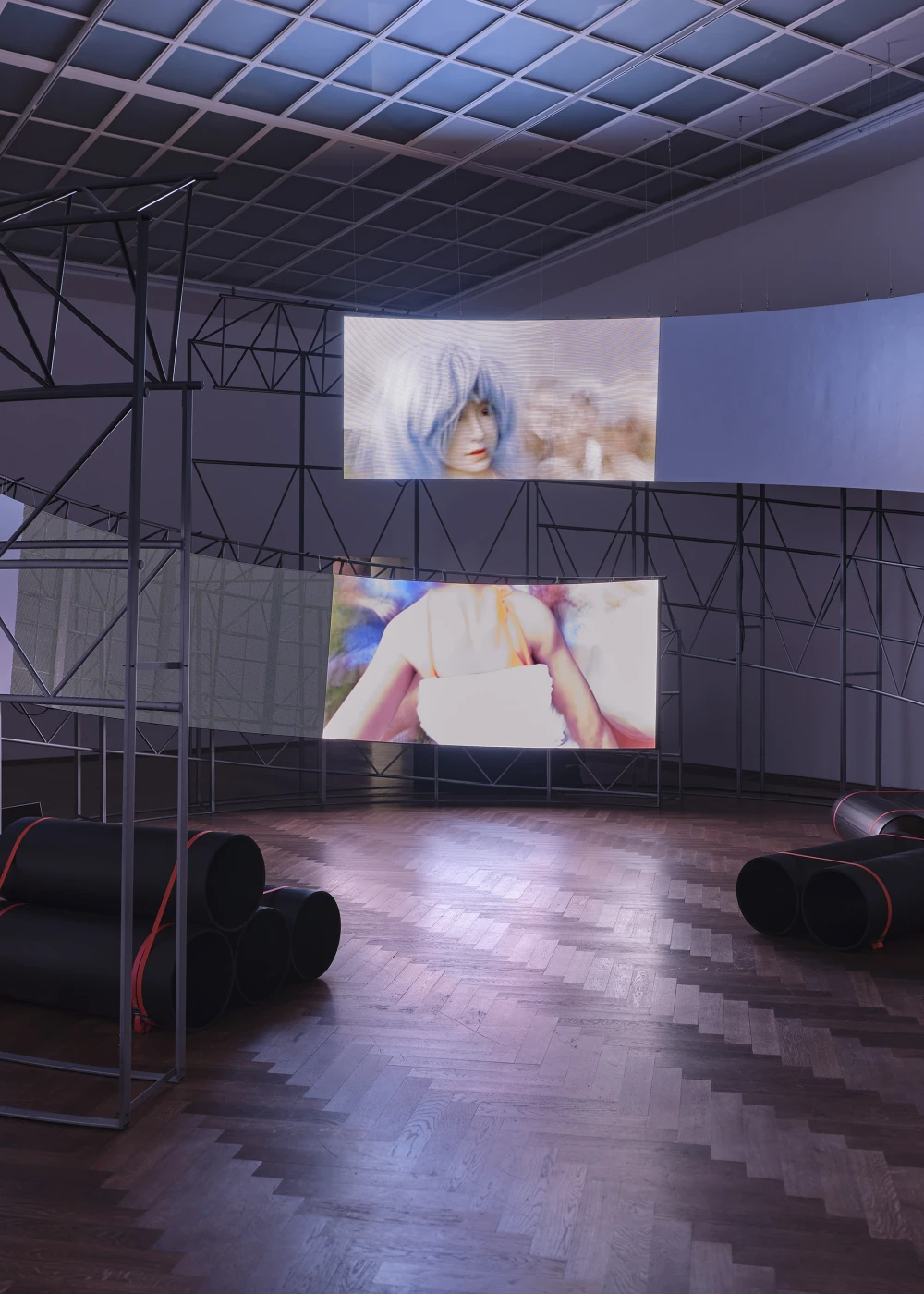 Shuang Li, Alliance (Heart Loop), 2026, installation view, in: Shuang Li, Alliance, Kunsthalle Basel, 2026, photo: Philipp Hänger / Kunsthalle Basel