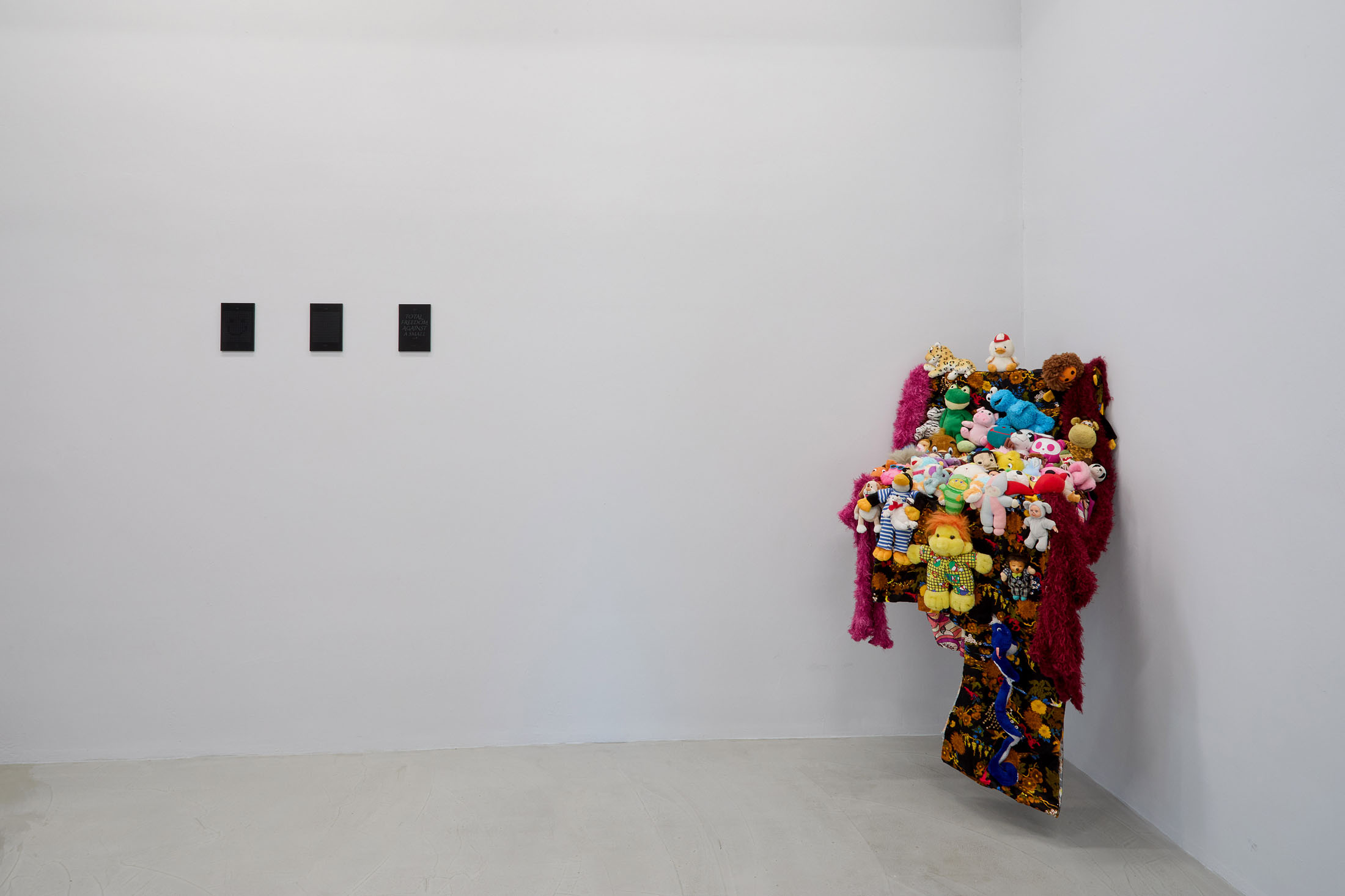 Installation view, Hidden Noise: Sonitus Occulti, Villa Lontana, Roma, 2026. Photo: Simon d’Exéa Installation view, Hidden Noise: Sonitus Occulti, Villa Lontana, Roma, 2026. Photo: Simon d’Exéa