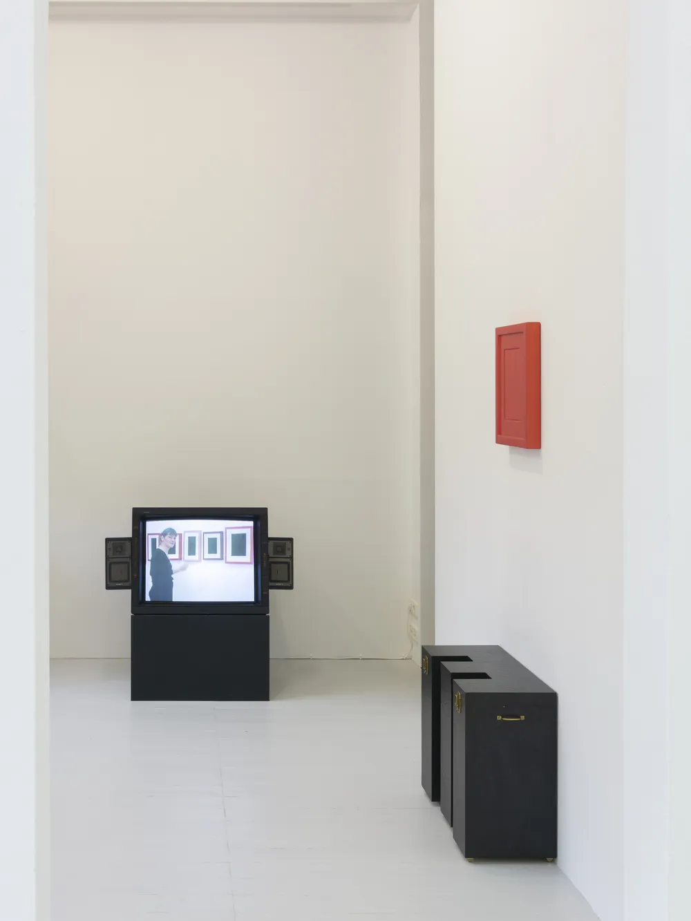 Installation View, Sem Lala and Andrea Fraser (2026). Courtesy of the artists and 71, Hamburg.