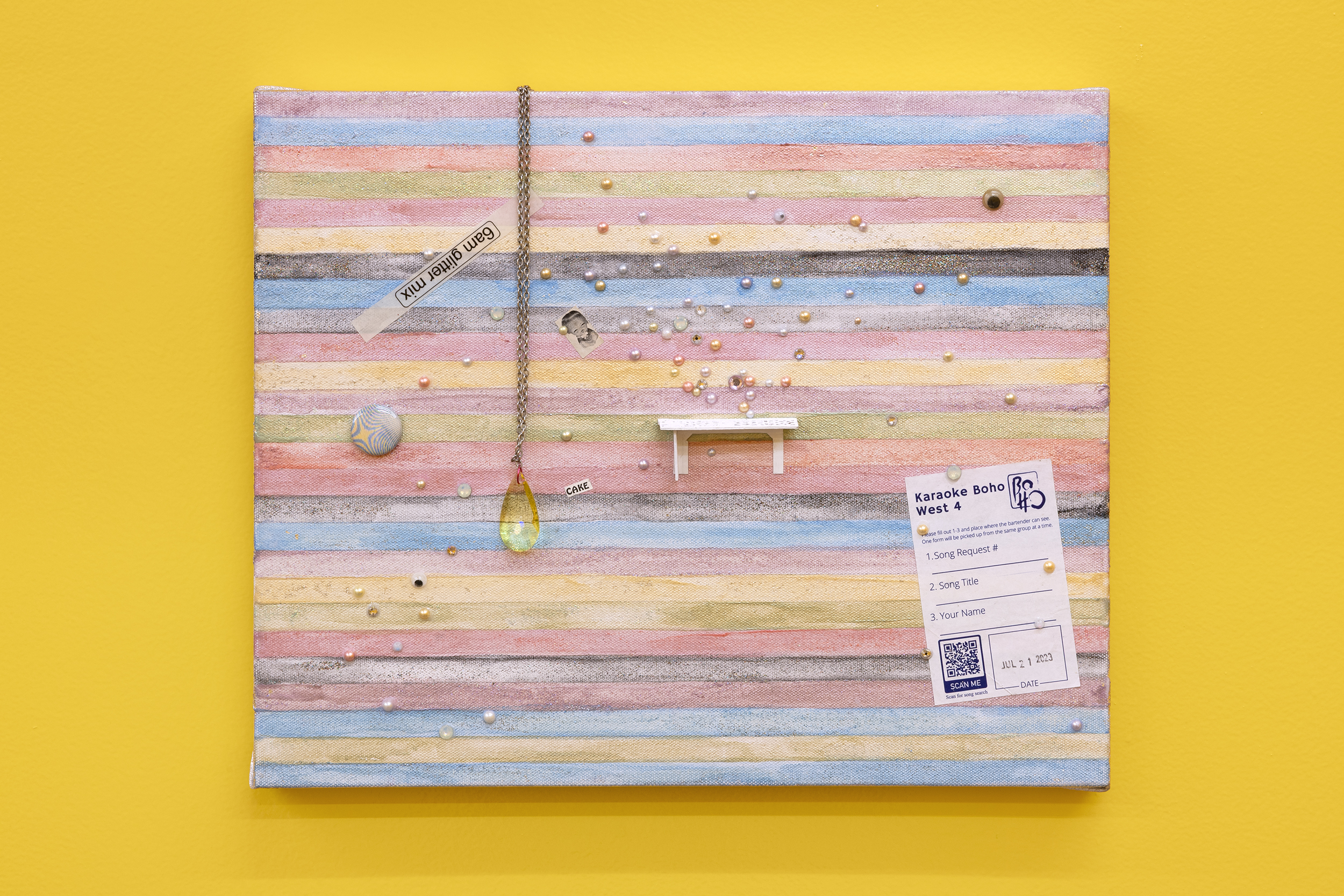 Maggie Lee, Gateway, 2026, Crystal, chain, pins, magazine, label, paper, wood, pearl gems, plastic eyes, 33 x 40 cm (13 x 16 in). Courtesy of the artist and Édouard Montassut.