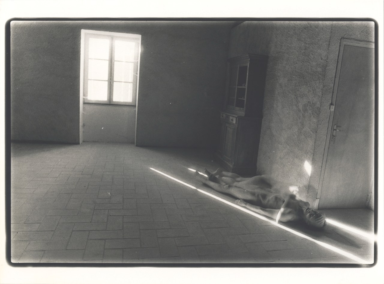 Alix Cléo Roubaud, “Si quelque chose noir”, 1980-1981, 17 silver gelatin prints from multiple exposures, 17.7 x 23.9 cm detail. Courtesy of the artist and Galerie Buchholz.