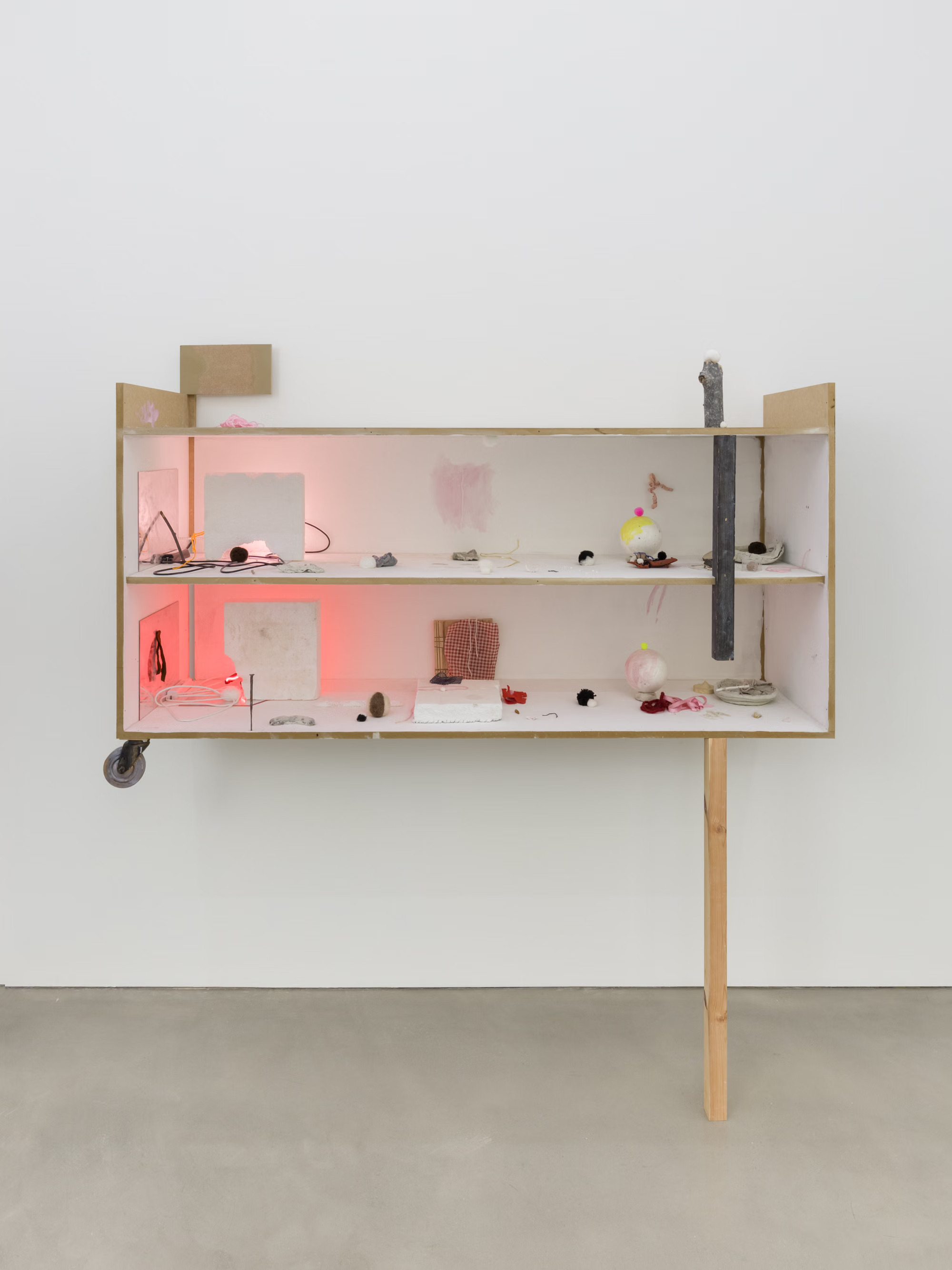 Rebecca Warren, The Totality, mixed media vitrine, 192.5 × 189.5 × 53.5 cm – 75 3/4 × 74 5/8 × 21 in, 2026. Courtesy of the artist and Maureen Paley.