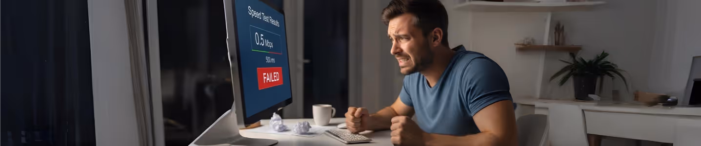 Homem frustrado com teste de velocidade de internet falho