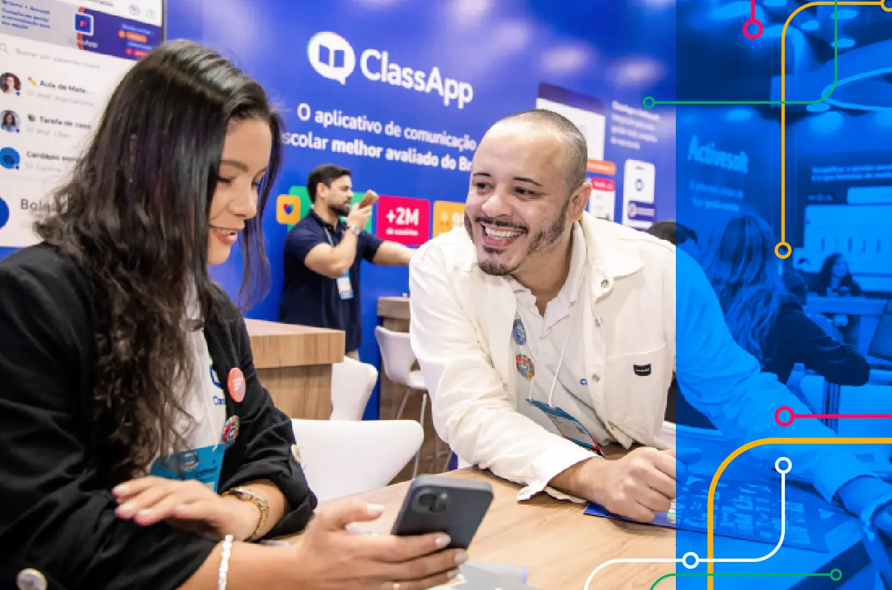 Consultores comerciais da ClassApp celebrando a indicação ao prêmio Top Educação