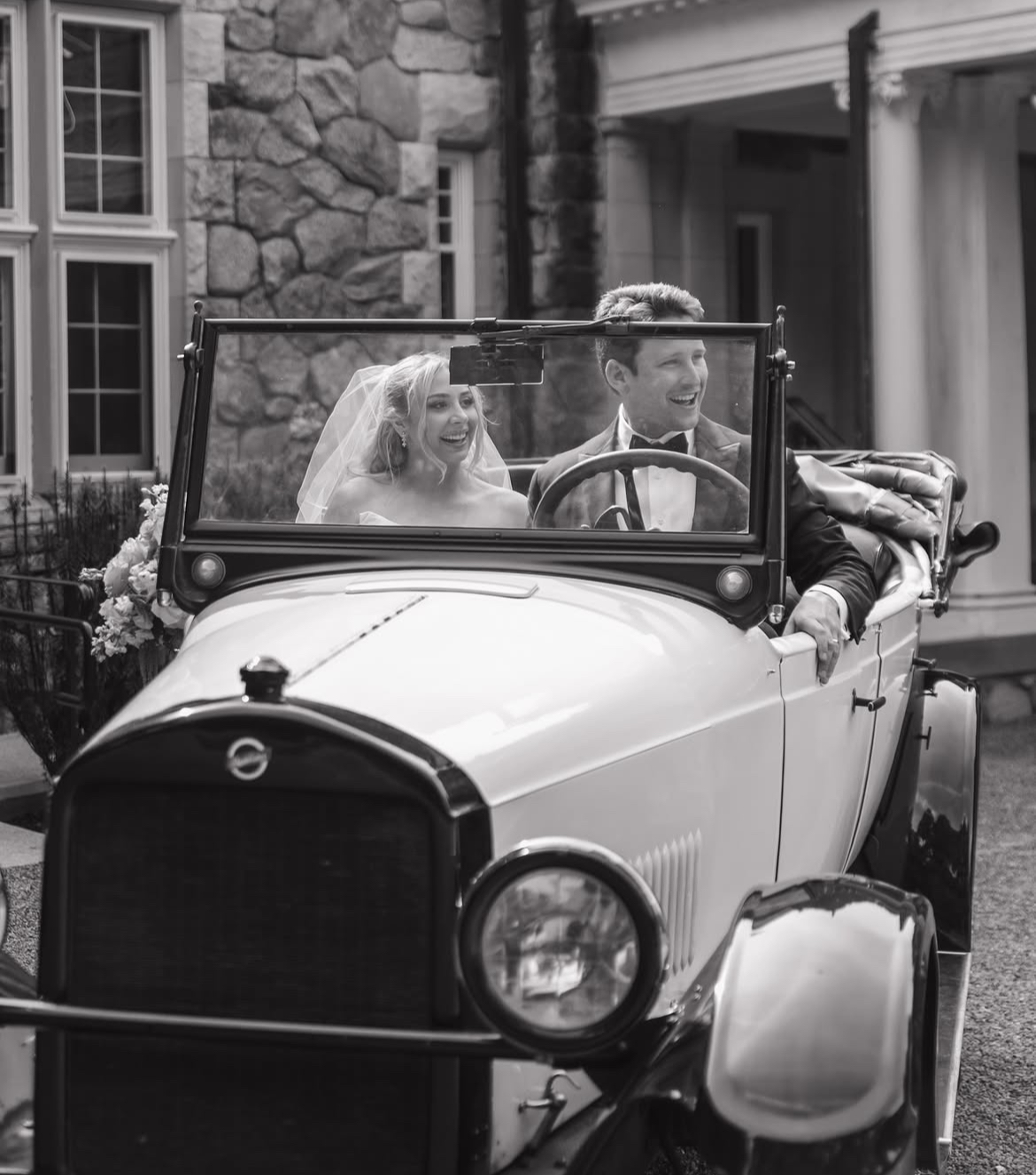 1924 Studebaker Convertible parked along Newport RI coastline – antique car rental by Newport Classic Car Co. for weddings, private tours, photo shoots, and vintage event experiences.