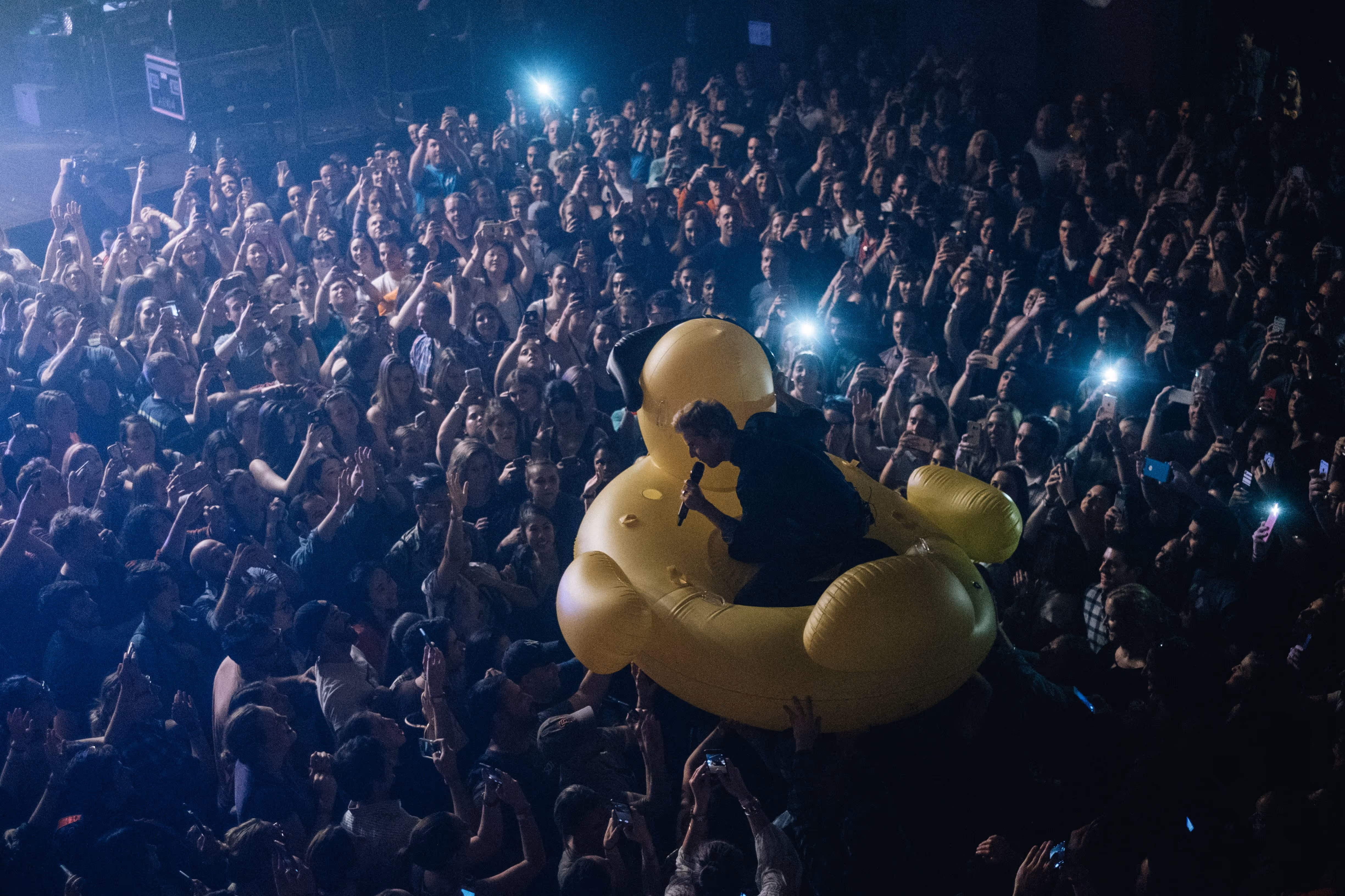 background image of cityscape, office building exterior (for a financial advisor)