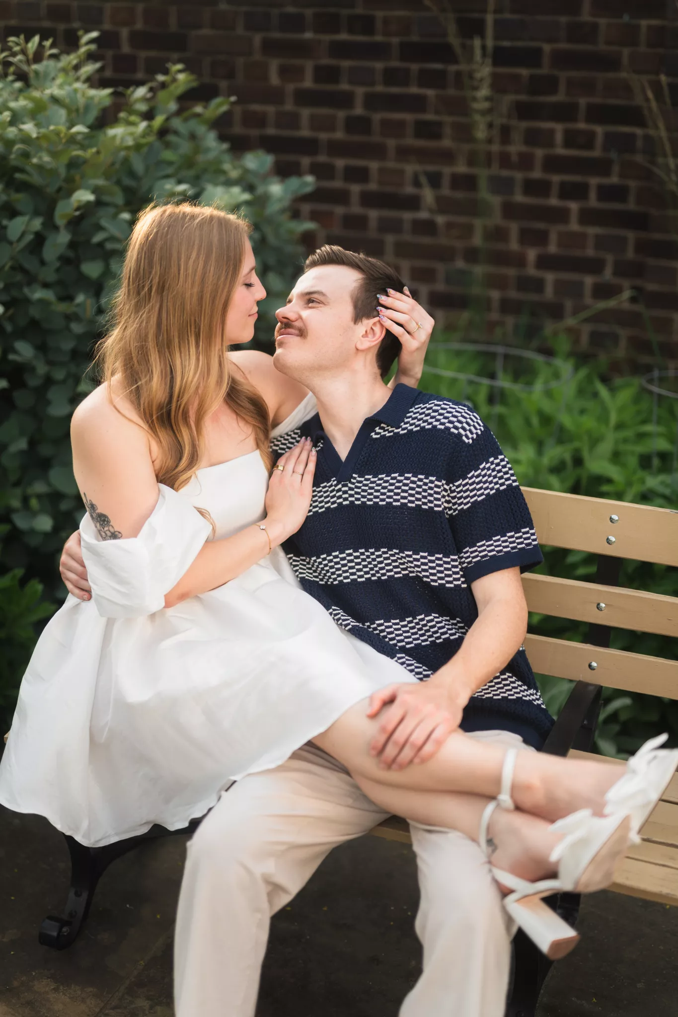 Pittsburgh Engagement Photographer 