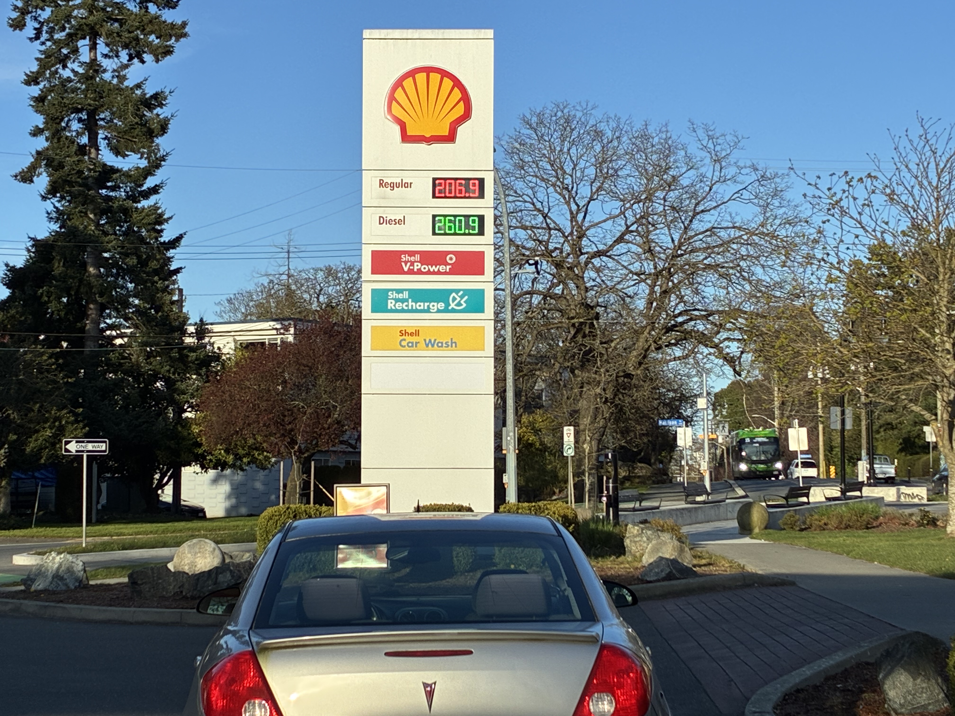BCGEU asks province to allow members to work from home to avoid elevated gas prices