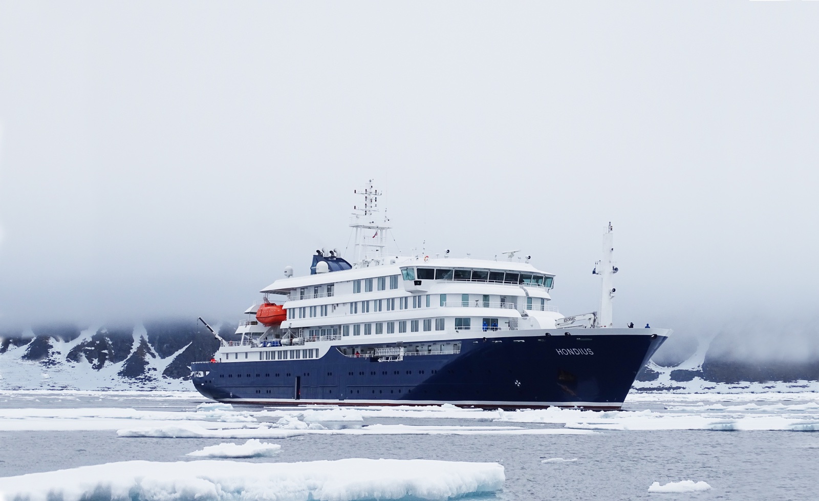 4 Canadian passengers from hantavirus-linked cruise quarantining on the Island