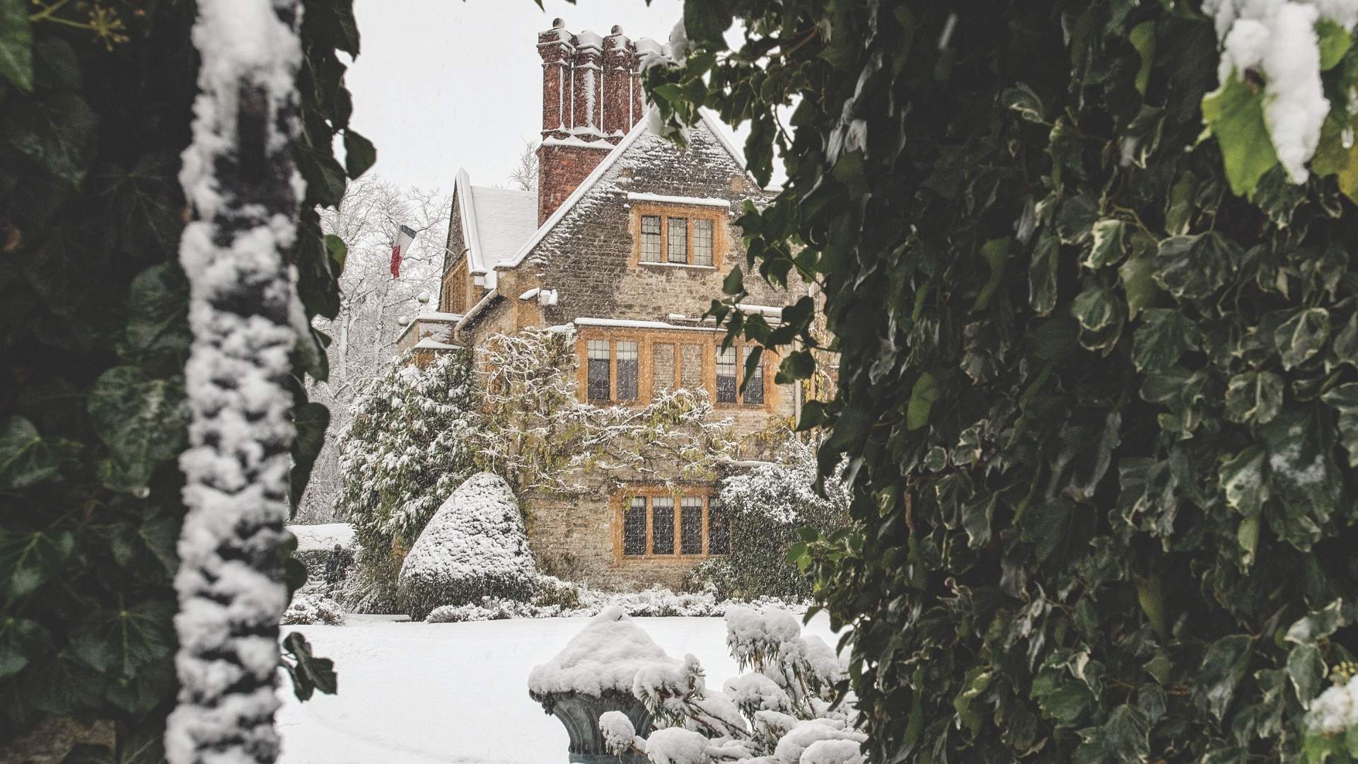 Belmond Le Manoir at Christmas