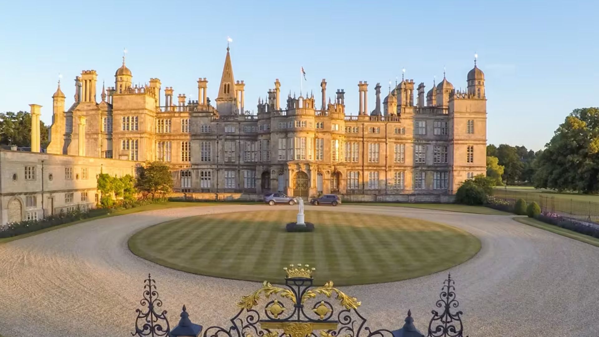 Travel to Burghley House and Stamford on the British Pullman Luxury Train