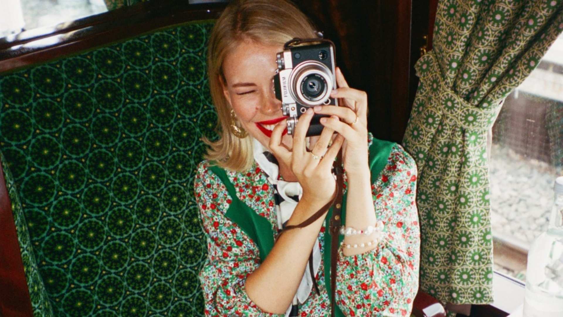 Dress code for the Belmond British Pullman, UK