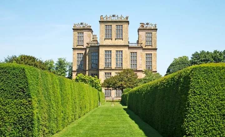 Northern Belle - Hardwick Hall
