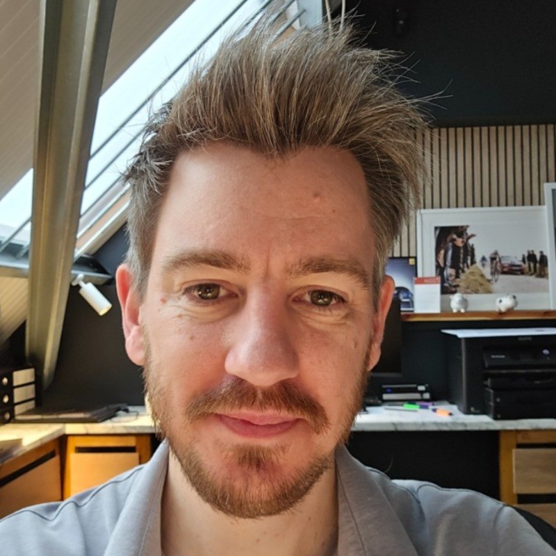 Stephen Harris headshot Sitruna