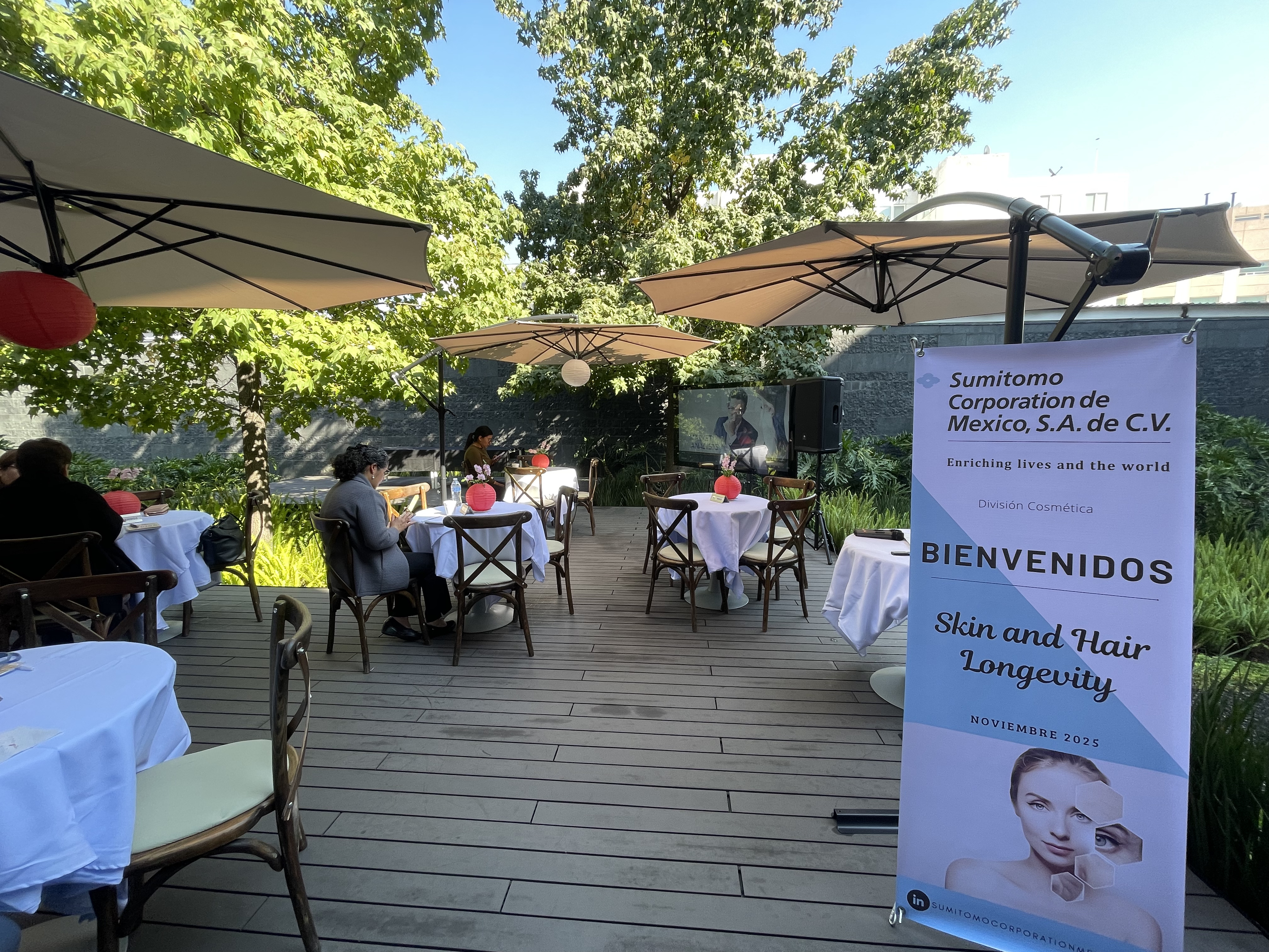 Terrazas con espacios flexibles con áreas naturales
