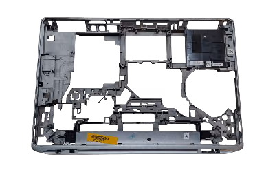 Dell-Latitude-E6430-alsó-Burkolat