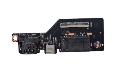 Lenovo-Yoga-900-13isk-USB-panel