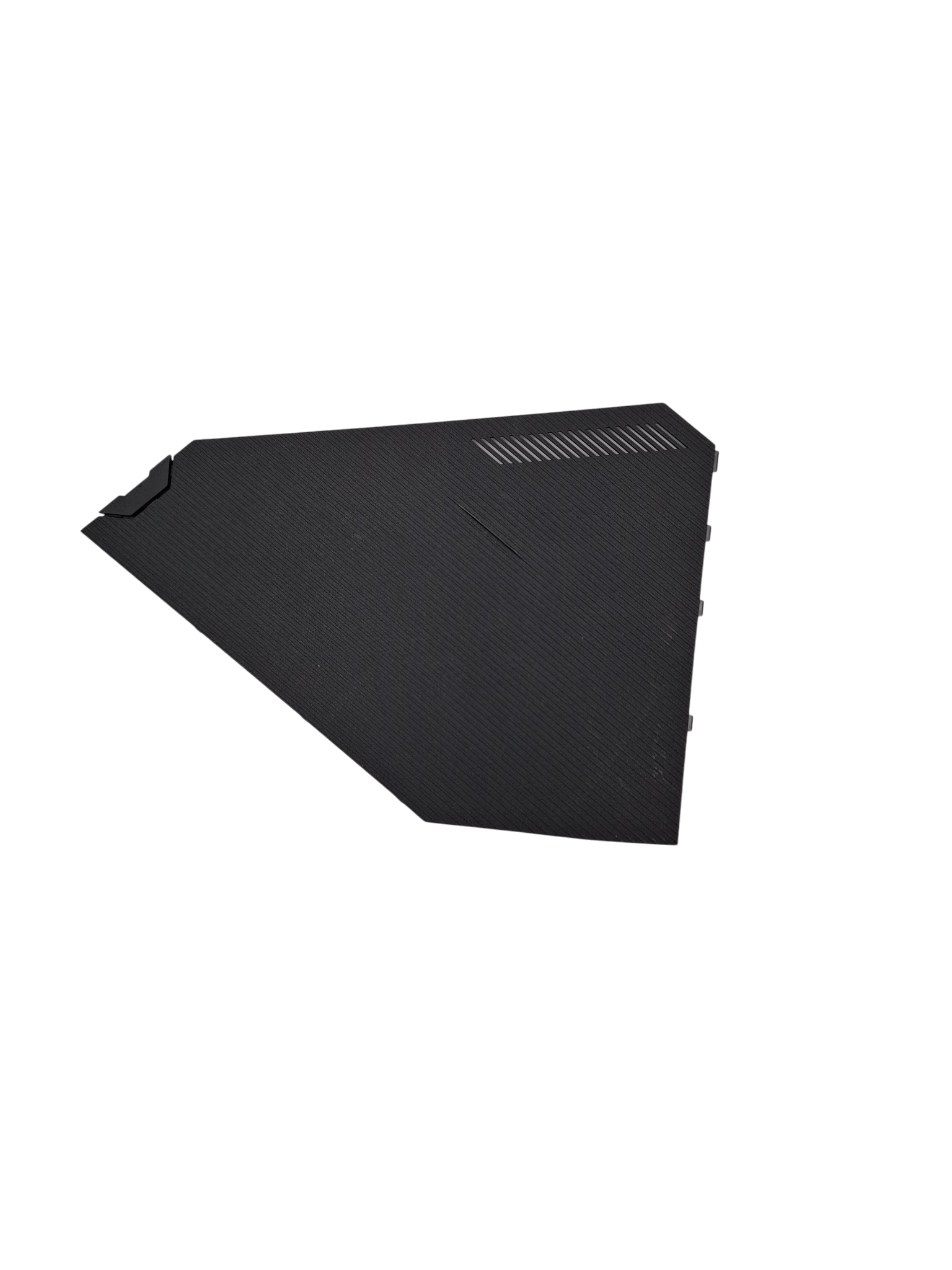 Asus-Rog-Strix-GL703GM-Burkolat