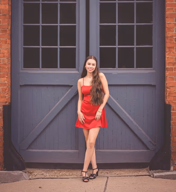 Pro Writer + Bills Fan Savannah Nayor