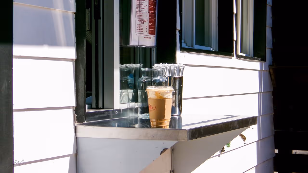 smarter coffee chain order sitting in the pickup window