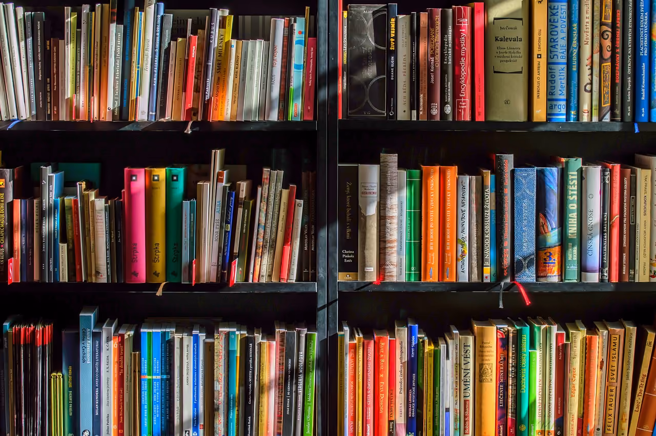 A list of the 40 best HR books...