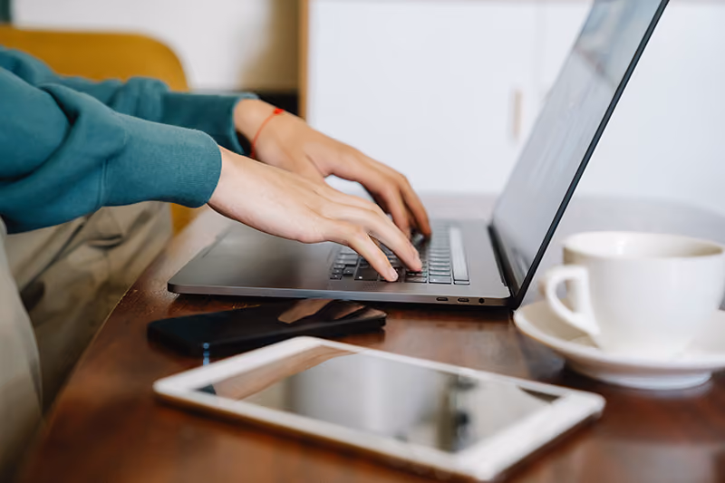 A remote worker applying for a digital nomad visa.