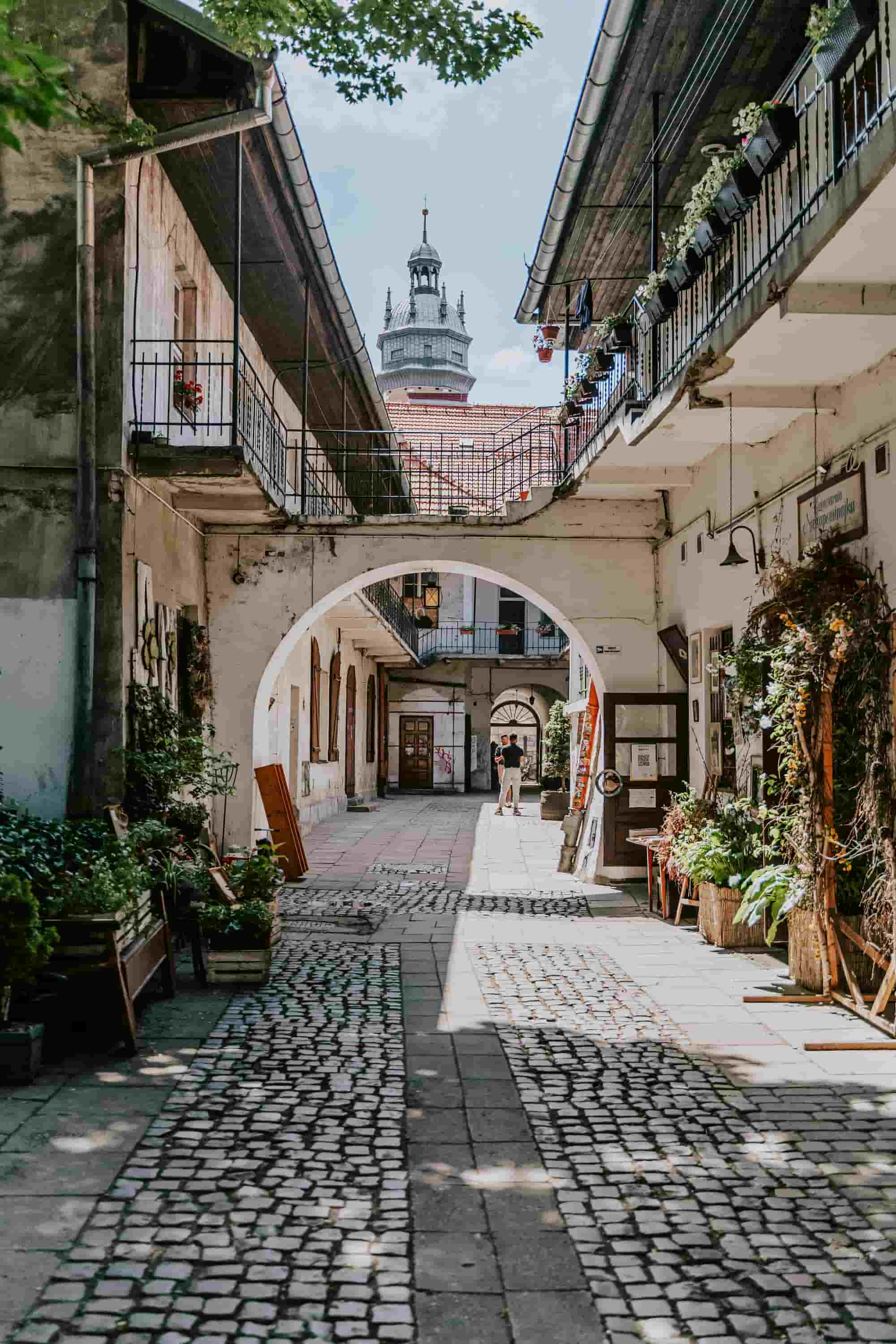 Schindler’s Walking Tour