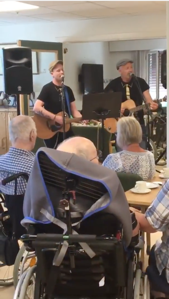 Trykk her for å se aktiviteten