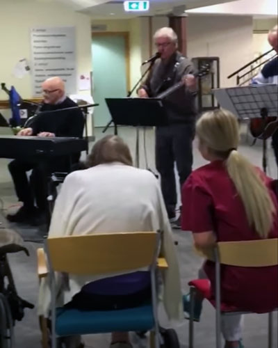 Trykk her for å se aktiviteten