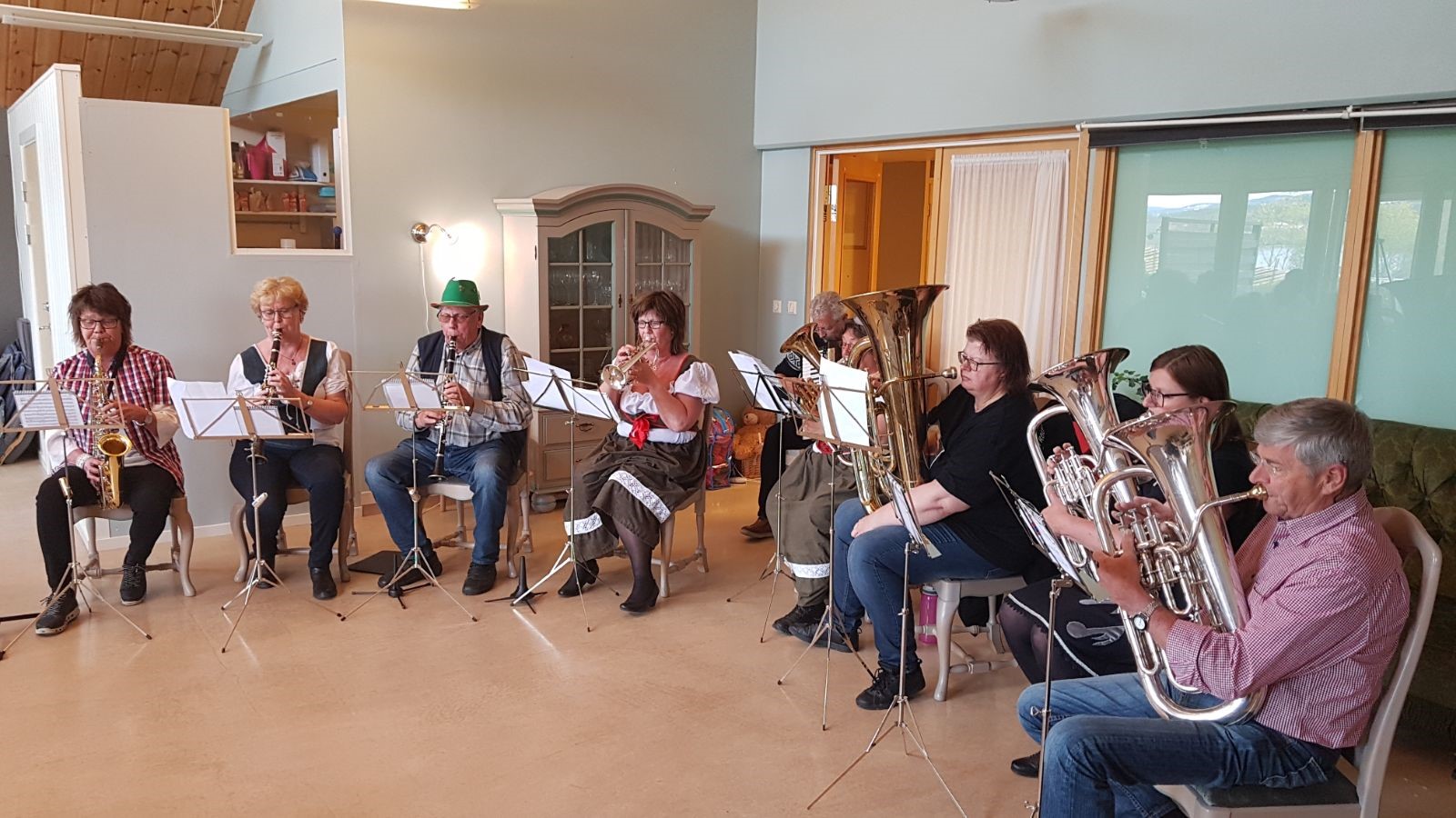 Trykk her for å se aktiviteten