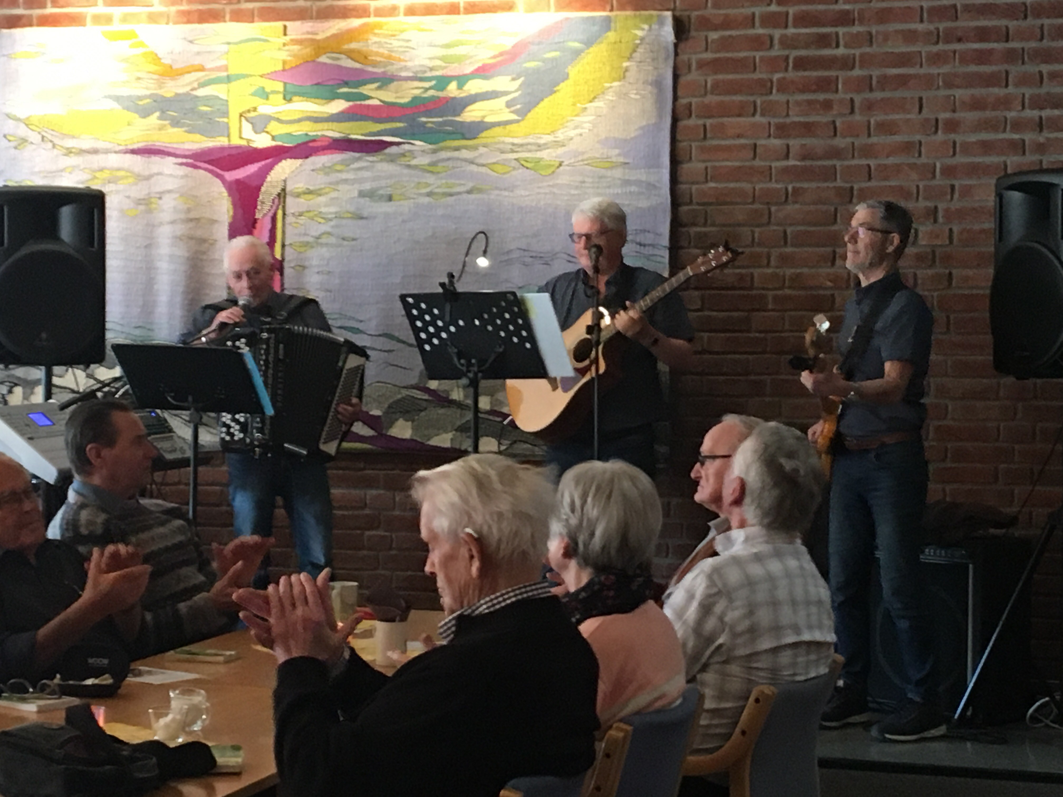 Trykk her for å se aktiviteten