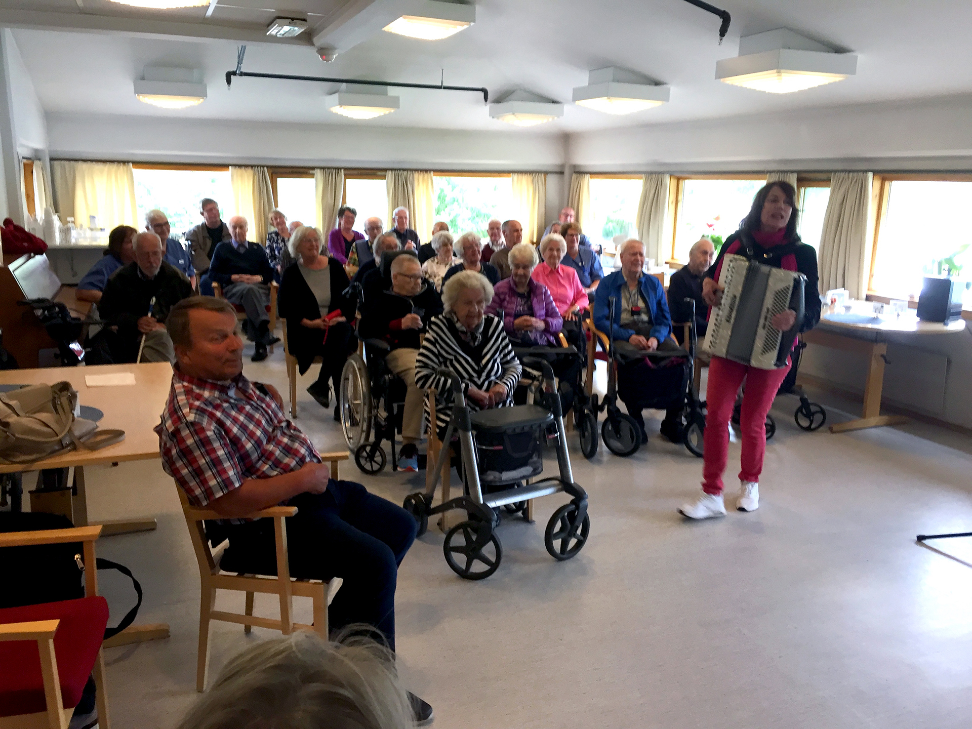 Trykk her for å se aktiviteten