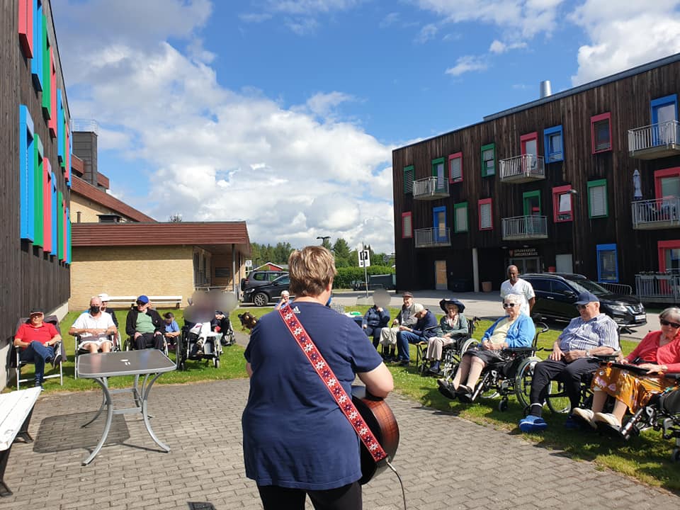 Trykk her for å se aktiviteten