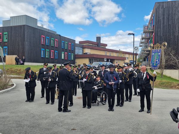 Trykk her for å se aktiviteten