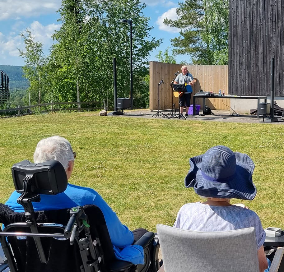 Trykk her for å se aktiviteten