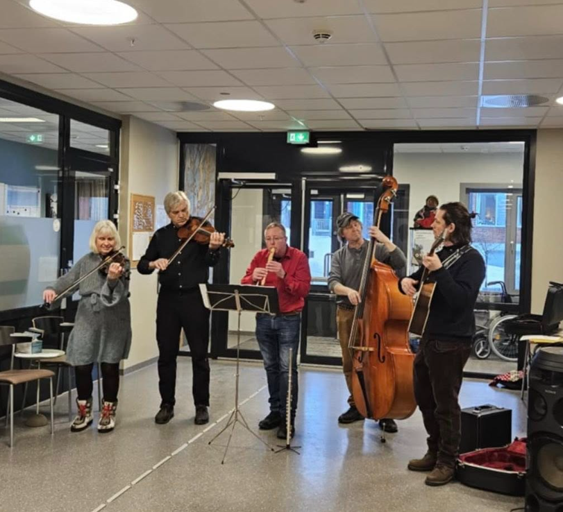 Trykk her for å se aktiviteten