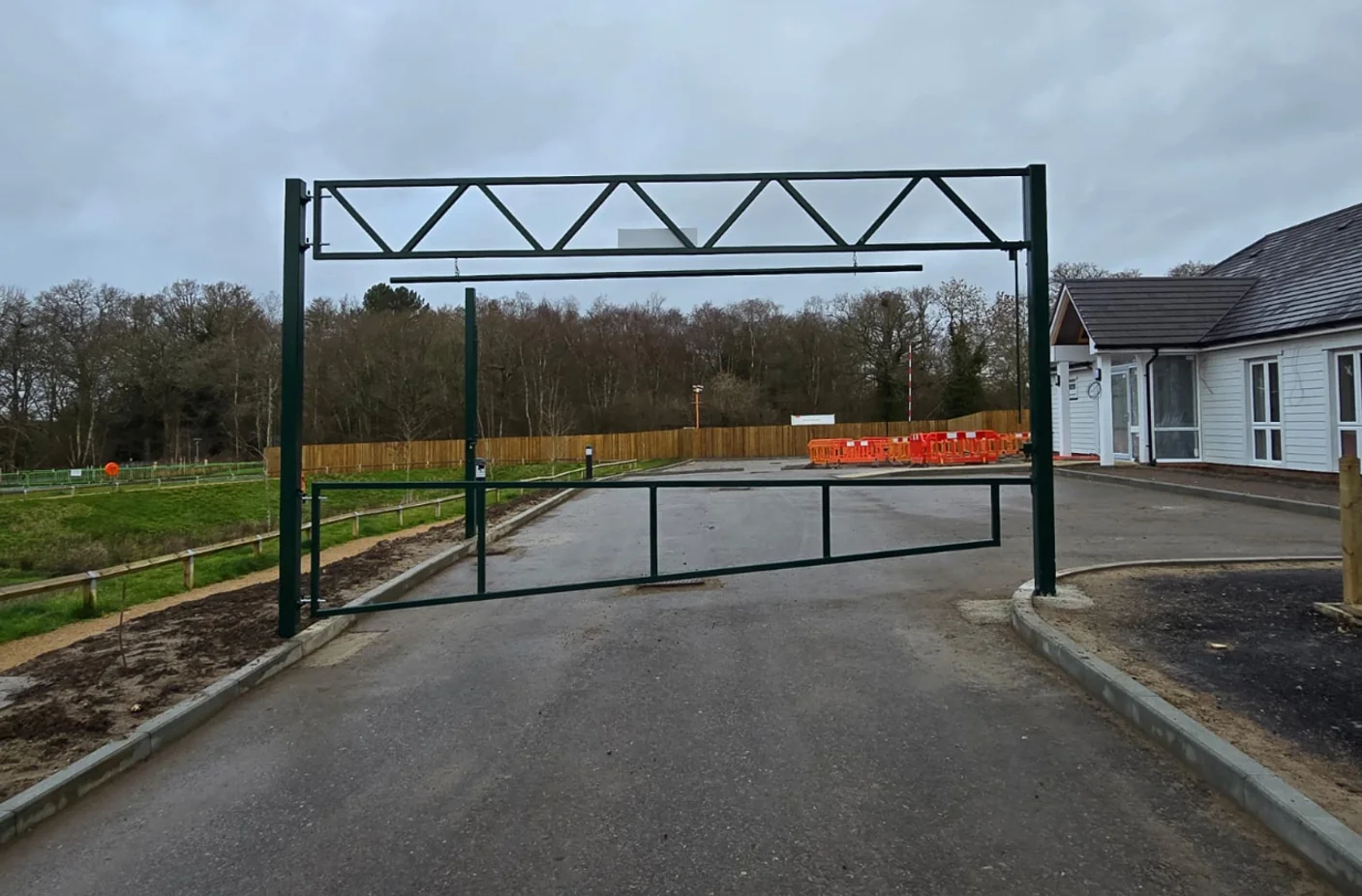 Unlock the Secrets to Safer Spaces with Height Restriction Barriers! 🚧✨ Height restriction barriers play a vital role in protecting your infrastructure and keeping traffic in check. In our latest blog post, we dive deep into their diverse applications—from safeguarding pedestrian areas to controlling vehicle access in parking lots. Learn practical installation tips that maximize safety and efficiency, and get the scoop on the latest industry trends that are shaping the future of traffic management. Don’t miss out on the essential insights that can elevate safety and security in your community! Join us on this journey towards smarter, safer spaces!
