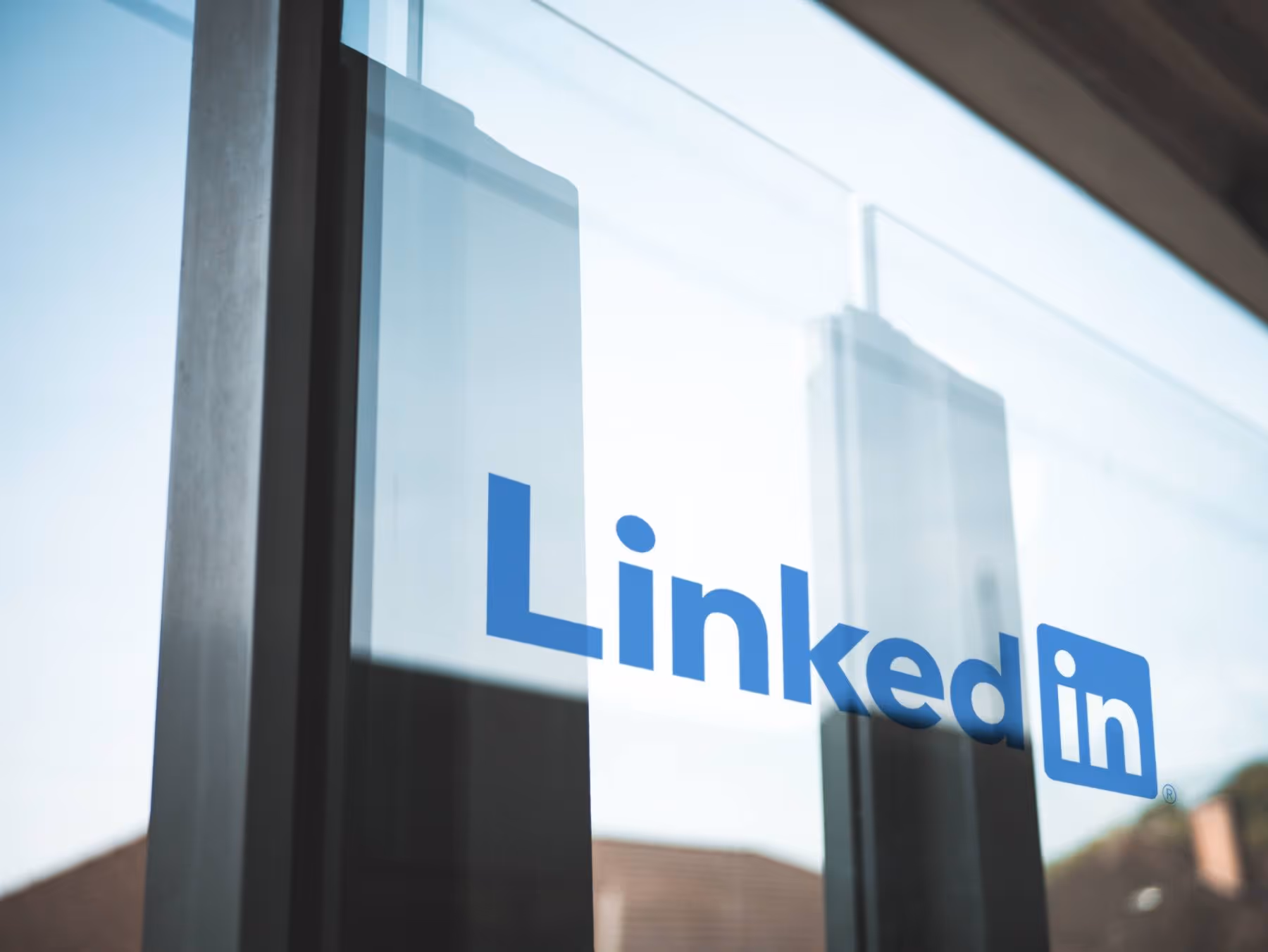 How To Use LinkedIn For Sales: 5 Honest Tactics