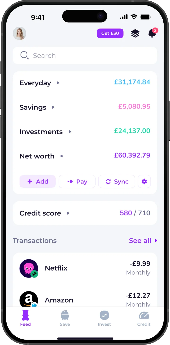 Emma app home screen showing credit score, savings, and spending insights