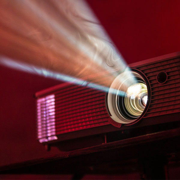 PowerPoint is still the go-to presentation tool for law firms and professional services. But even though everyone uses PowerPoint, not everyone uses it well. If your decks suffer from formatting headaches, inconsistent branding, or off-centre logos, there’s a simple solution: a proper PowerPoint template.