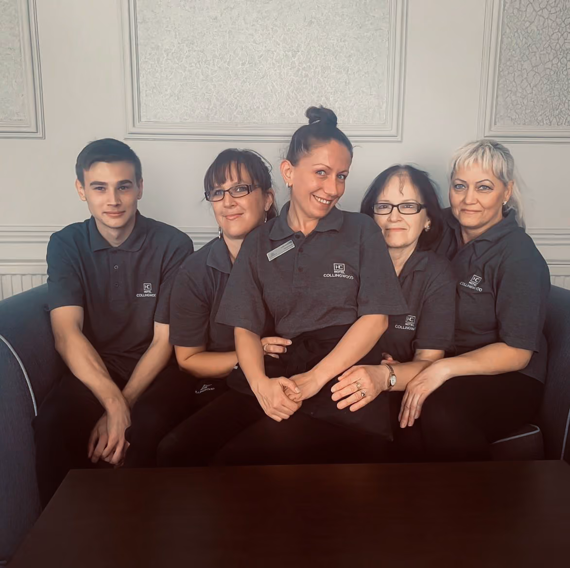 The team that makes sure you can book with confidence.